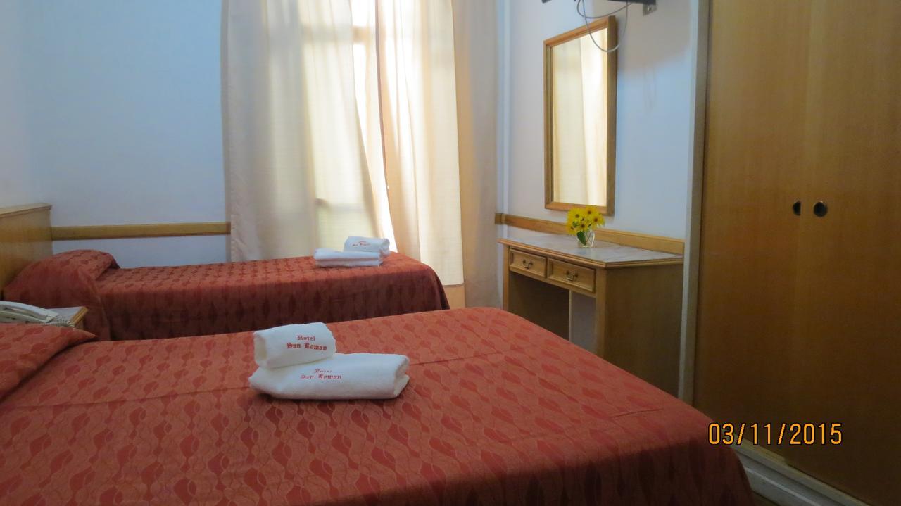 Hotel San Roman ブエノスアイレス エクステリア 写真